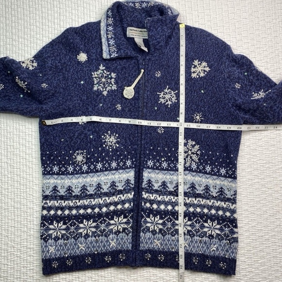 Heirloom Collectables Christmas Collection 2004 Sweater M Blue Sequin Beaded - Picture 7 of 11